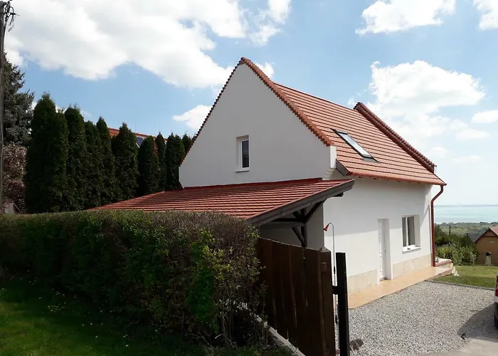 Ferienhaus Mesgye Balatonalmádi